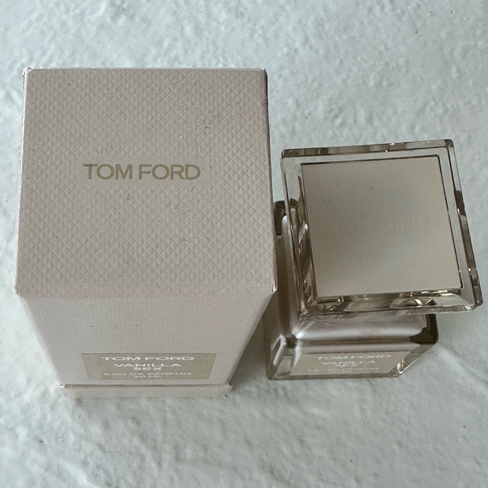 Tom Ford Vanilla Eau de Parfum 30ml | Nearly Full | With Box | $300 Retail - Picture 3 of 4